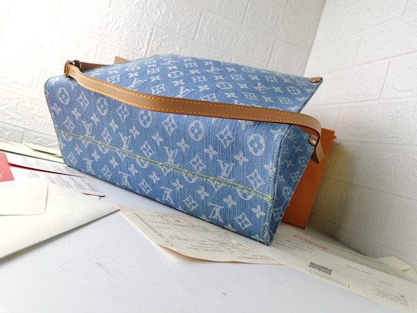 ルイヴィトンバッグ内部構造